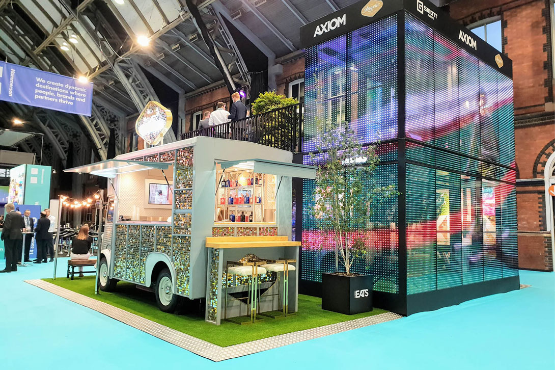 Great idea for parties, events and exhibitions and corporate events, the sparkly food truck by Angelic Bar